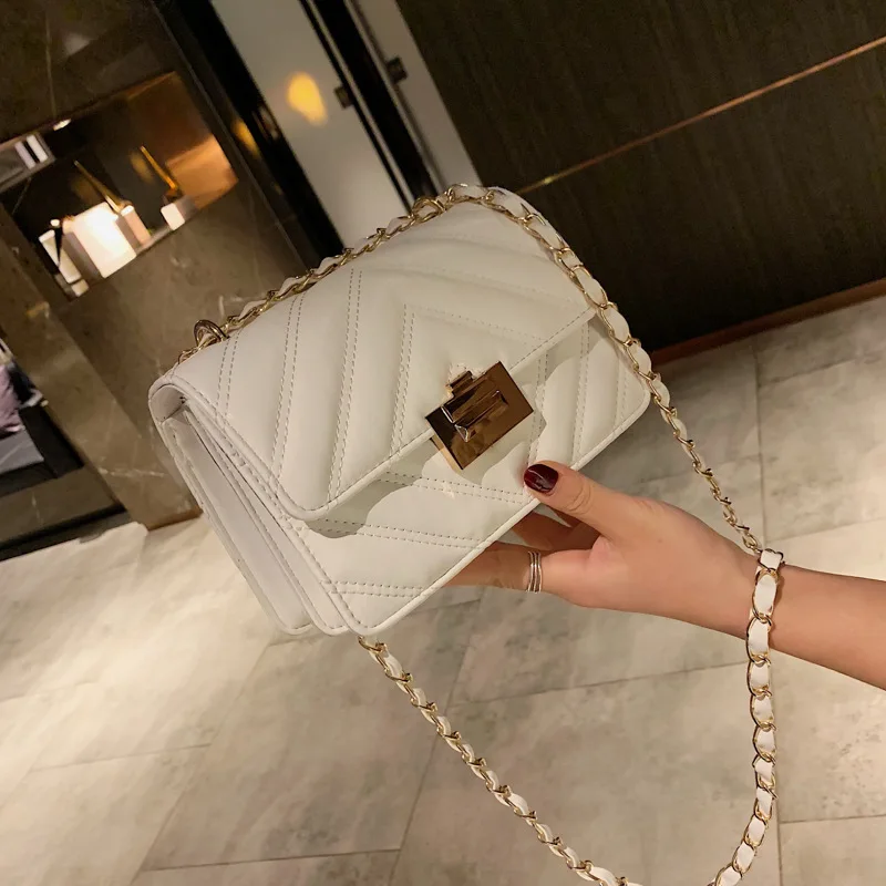 

Spring 2019 new diamond embroidered line chic chain bag simple slung small square bag