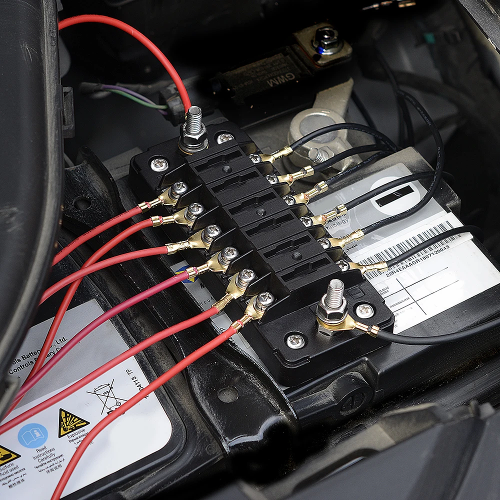 

6 Way Blade Fuse Holder Box Auto Block Case With Screw Nut Terminal For 12-32V Car Truck Vehicle Marine Boat Motorhome Hot Sale
