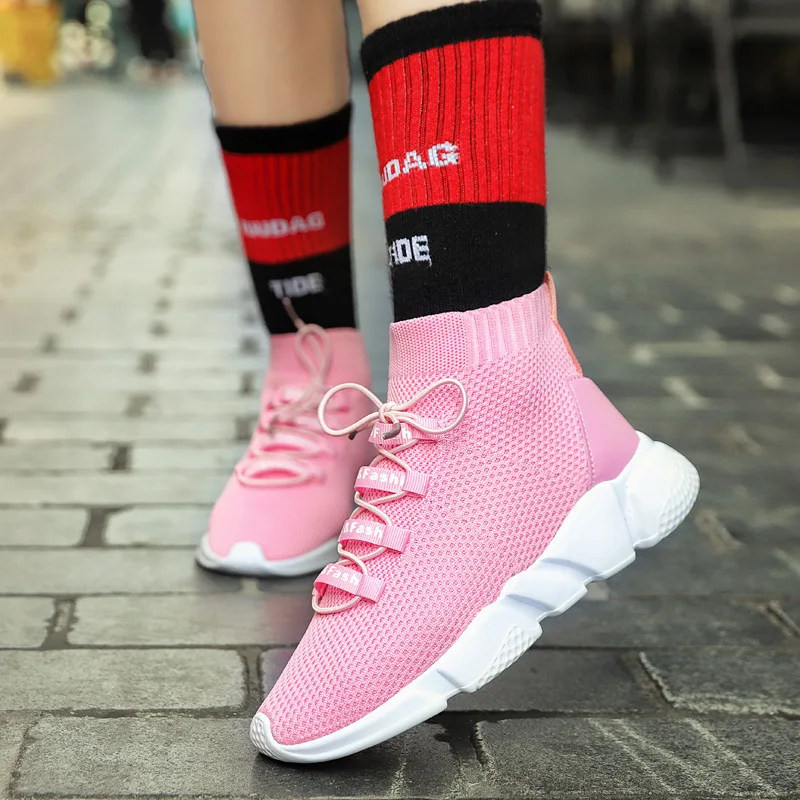 

2019 Summer New Style Punched Sheet Cloth Shoes Trend Athletic Shoes Couples Running Fly Woven wa zi xie