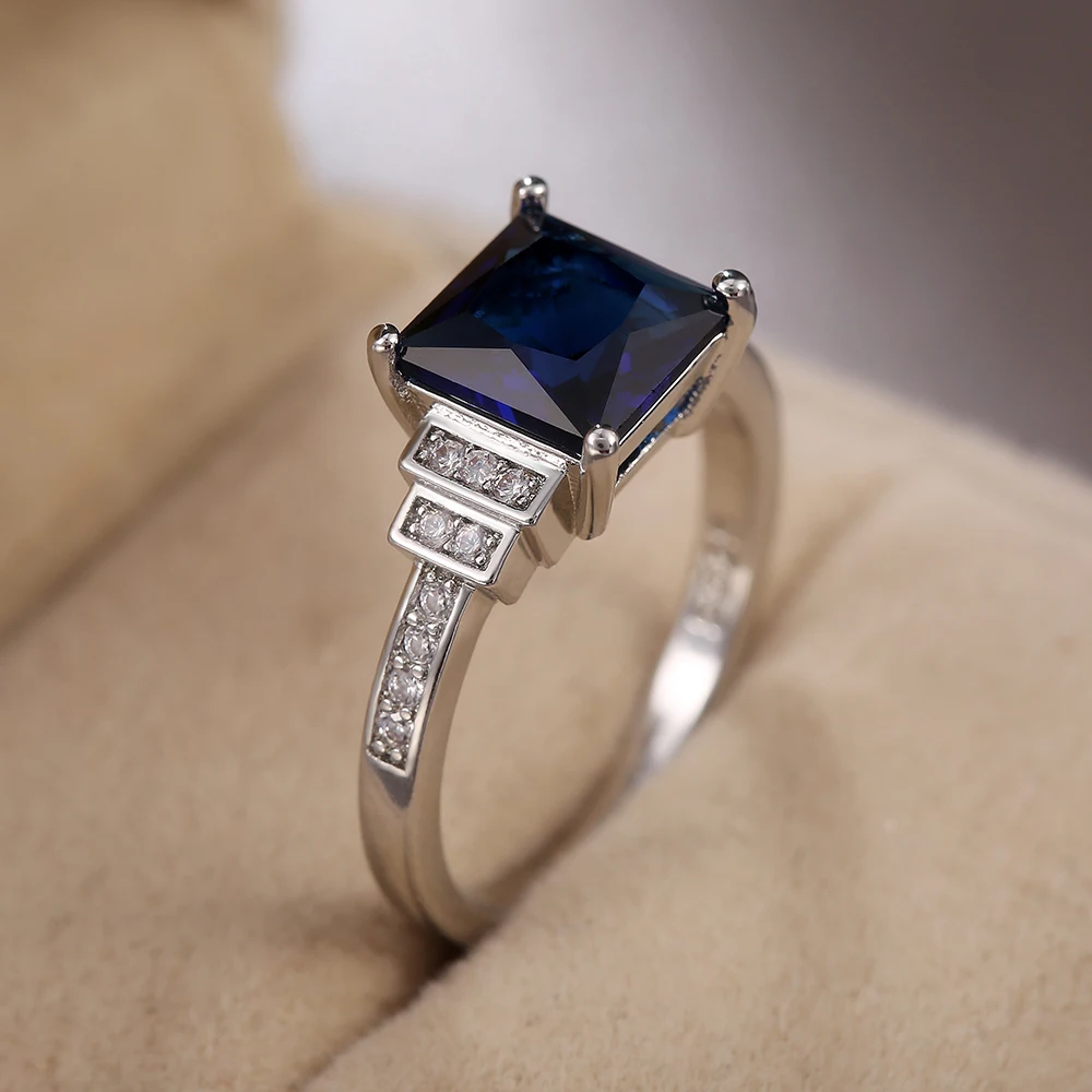Huitan Blue Square Cut Four Claws Women Ring Vintage Design Gracious Lady Luxury Inlaid Zircon Female Jewelry Wedding Hot Rings