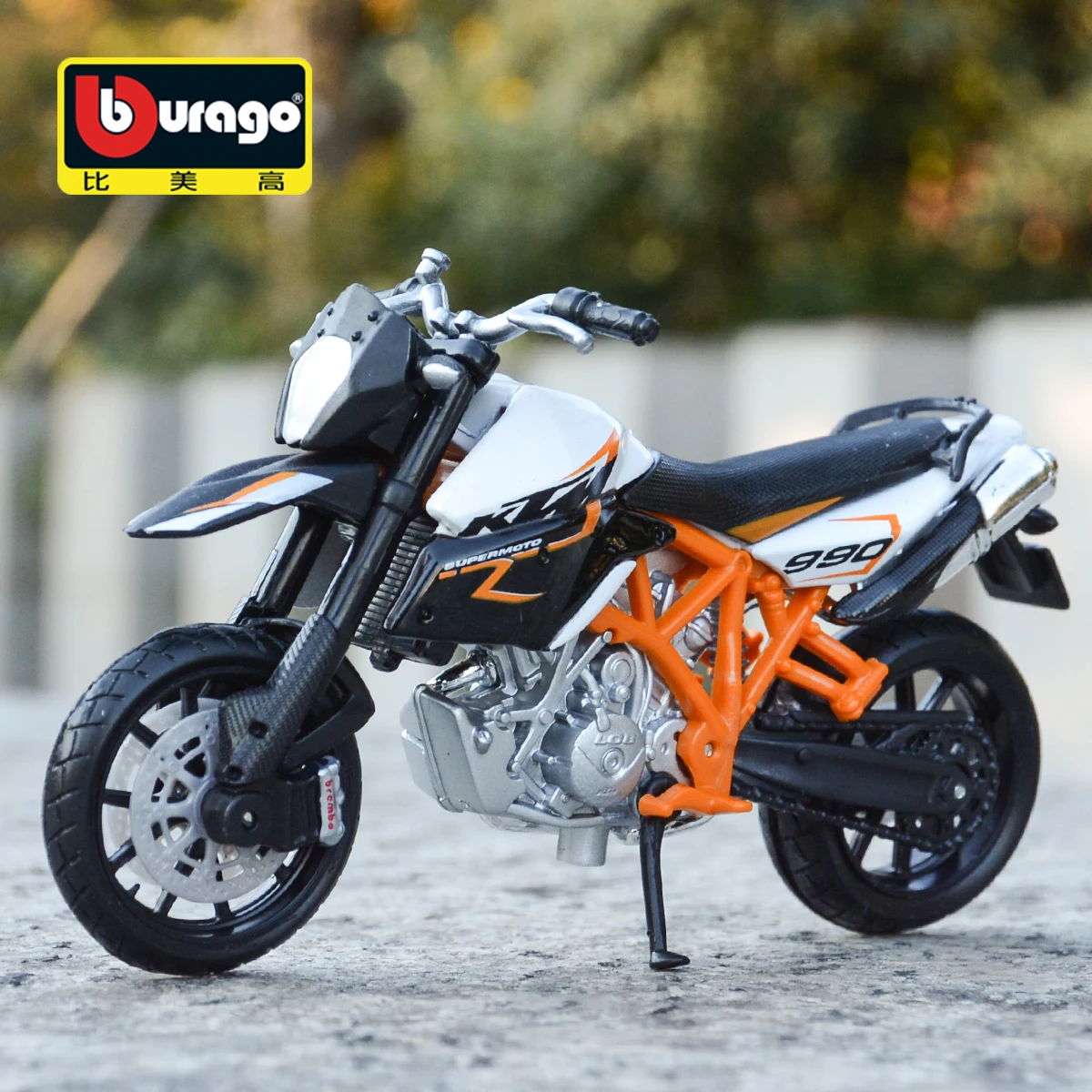 Bburago 1:18 KTM 990 Supermoto R Static Die Cast Vehicles Collectible Motorcycle Model Toys maisto 1 18 honda cbr600f4i static die cast vehicles collectible hobbies motorcycle model toys