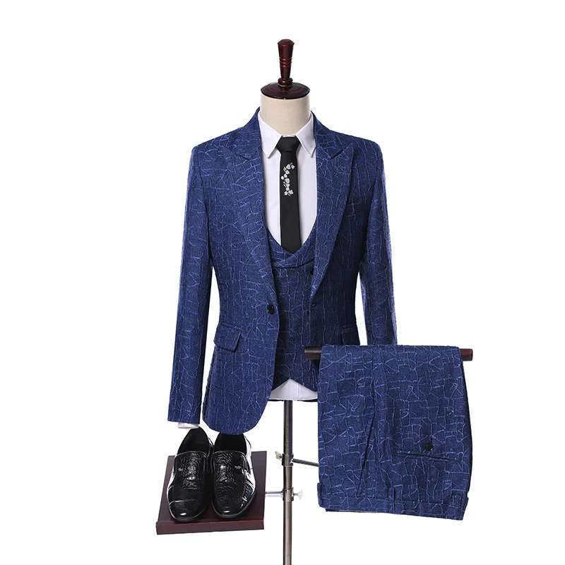 

New Winter Blue Men Suits 3 Pieces 2020 Men's Wedding Suit Slim Fit One Button Peak Lapel Groom Formal Tuxedos Jacket Pant Vest