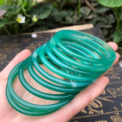

Natural Agate Chalcedony Green Round Bar 54-62mm Bracelet Elegant Princess Jewelry For Mom For Girlfriend