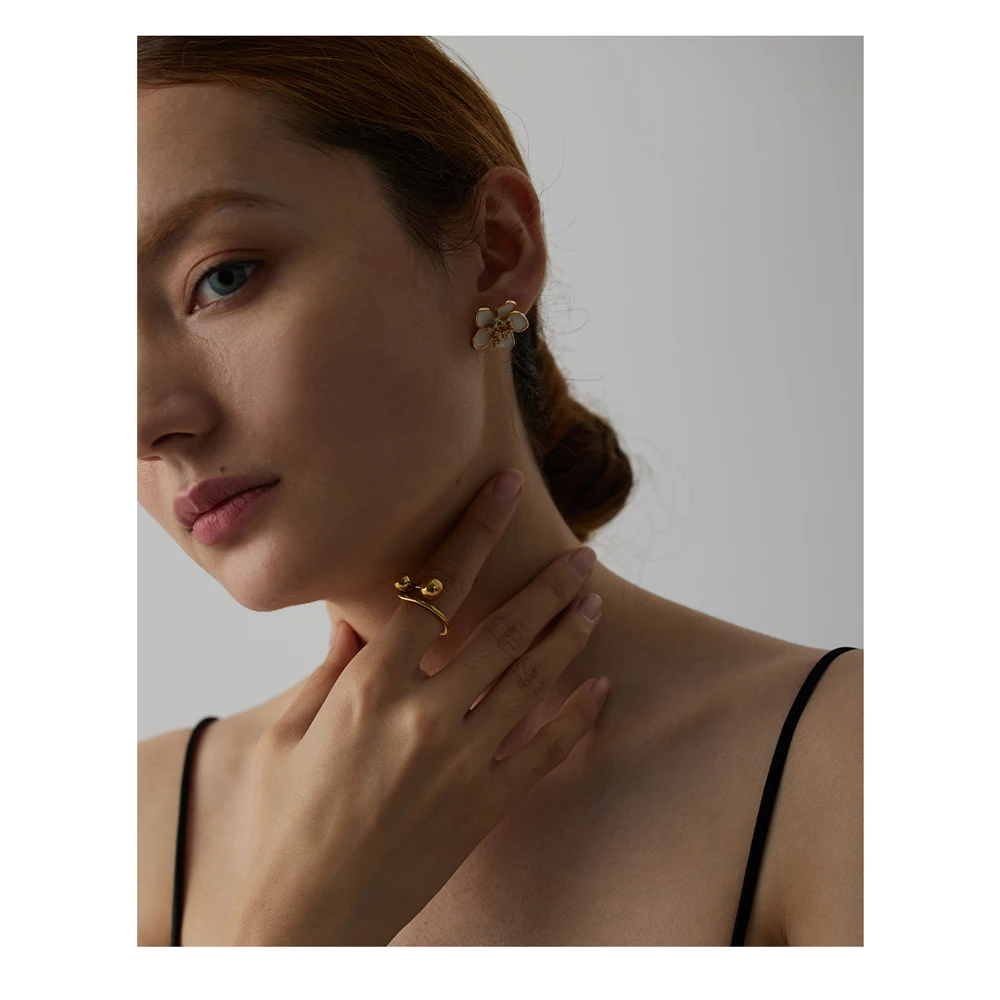 Yhpup Stainless Steel Round Ring Statement Golden Metal 18 K