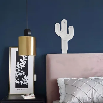 

1pc Lightweight Creative Night Light Cactus Shape Friends Family Co-worker