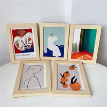 1 Piece 7 Inch Size Nordic Art Picture Frame Retro American Style Wall Hanging Wide Border Resin Photo Frame For Wedding Table P