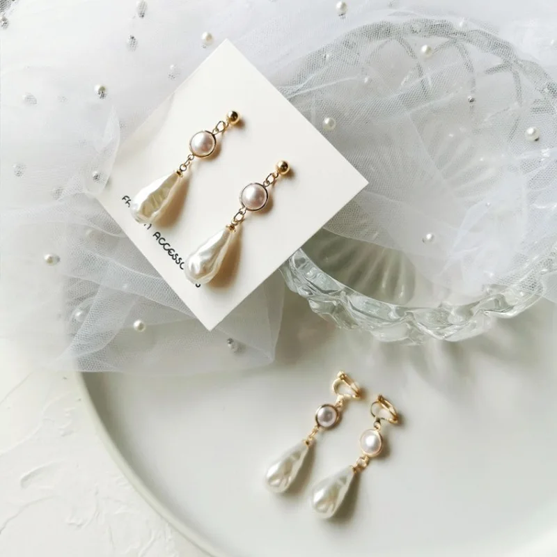 

Korea Beautiful Simple Irregular Drop-shaped Imitation Pearl Clip Earrings Fashion Temperament Ladies Jewelry Accessories