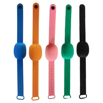 

Silicone Wristband Hand Sanitizer Bracelet Disinfectant Pumps Suncream Lotion Dispenser Outdoor Reusable Portable Soap Dispenser