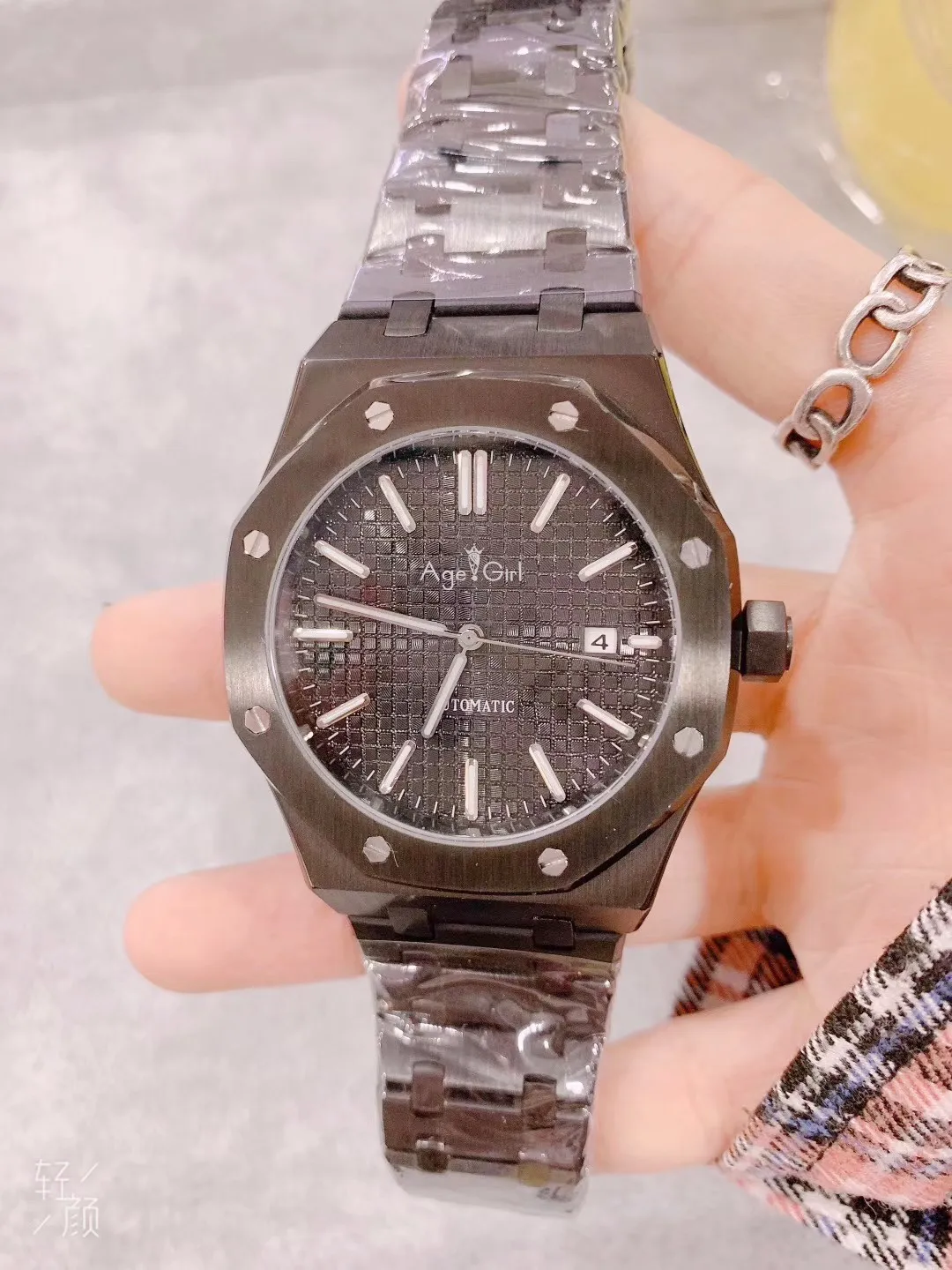 

Famous Brand New Men Watch Stainless Steel Automatic Mechanical Full Black Case Rose Gold Blue Limited Royal Sapphire Glass Oaks