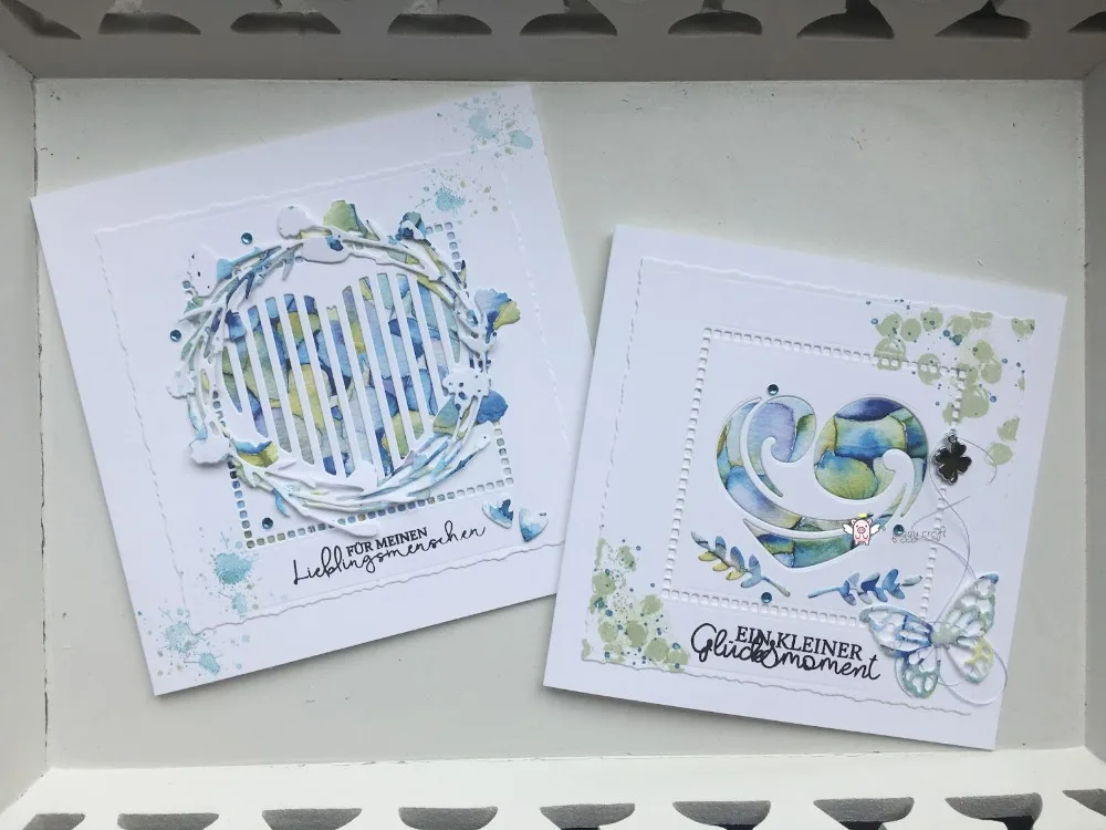 glückwunschkarten-wellenherz-gestreiftes-herz-creative-depot-blumenkranz-designpapier-hortensien-blau-hohlsaum