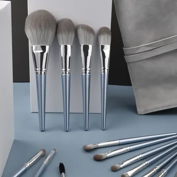 

14 Blossoming of Maximo Oliveros Initial Li Classmates Makeup Brush Wooden Handle Beauty Tool Powder Brush Makeup Brush Set to S