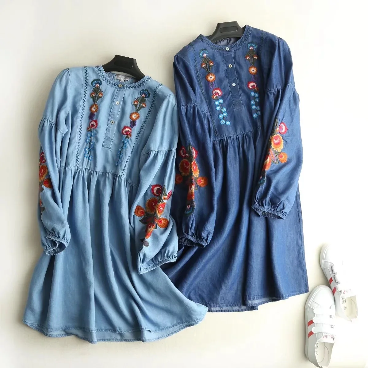 

A003 New Style WOMEN'S Dress Versatile Slimming Embroidery Flowers Computer Cable Lock