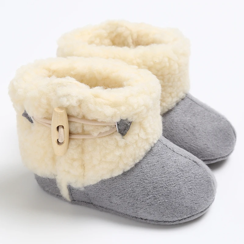 Зимние сапоги на меху для новорожденных девочек; детская обувь ботиночки с мягкой подошвой; Prewalker - Цвет: Серый