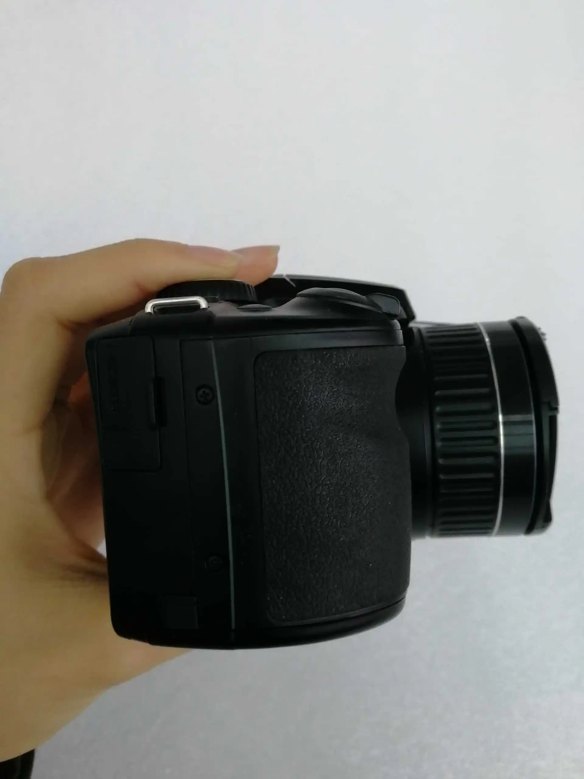 USED Fujifilm FinePix S4850 Black 16MP Digital Camera with 30x Optical Zoom and 3