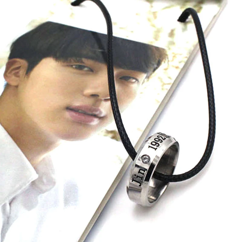 Имитация родиевого покрытия Kpop bangtan мальчики Готический Chorker ожерелье стальной кулон ожерелье s для женщин мужчин ювелирные изделия Bangtan аксессуары - Окраска металла: Имитация родиевого покрытия