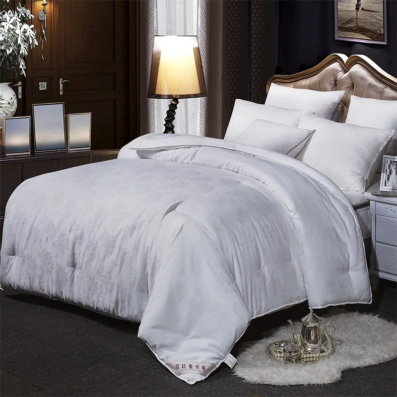 Comforter Polyester Filled Quality Satin Jacquard Comforter Summer