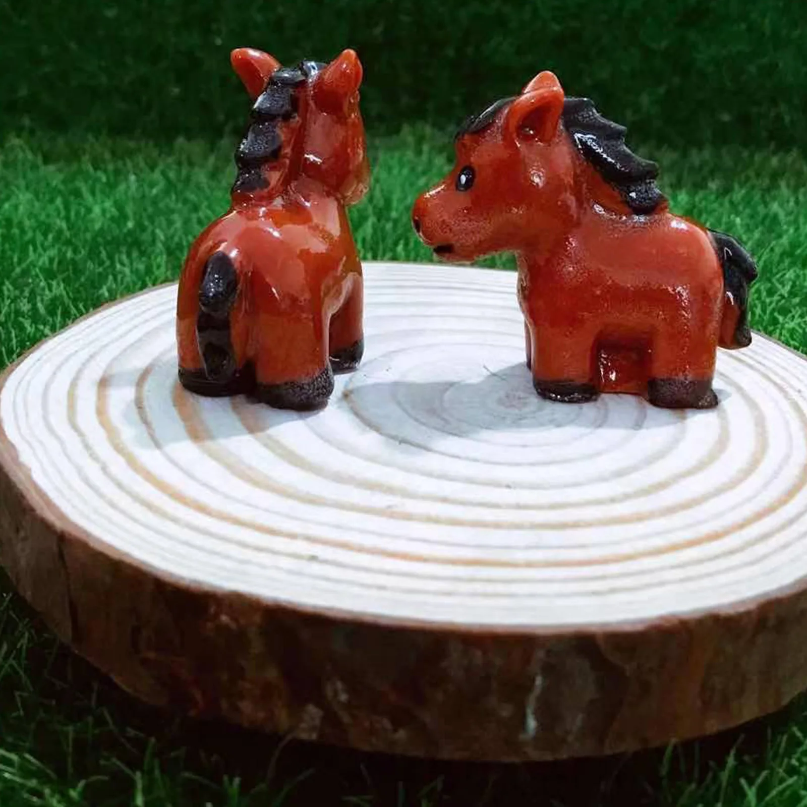 Resin Craft Flower Pot  Micro Landscape Decoration Miniature Multicolor Signpost Horse Cow Deer Lion Elephant Decor 1Piece