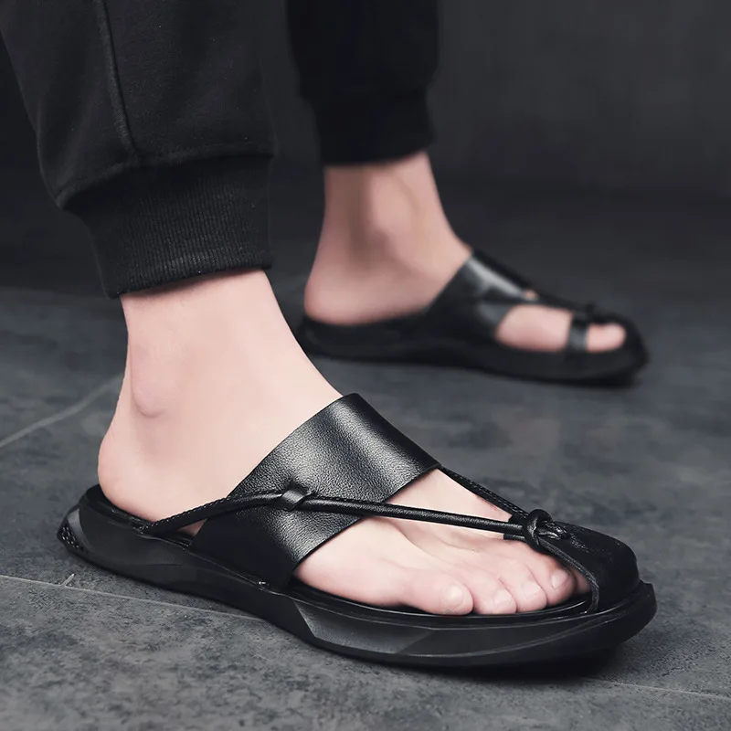 

2019 verano nuevas sandalias y zapatillas de Hombre Zapatos casuales de cuero de moda cуmodos zapatos planos salvajes zapatillas