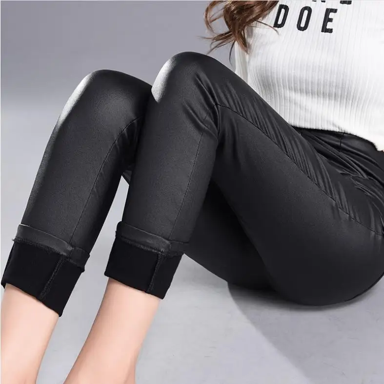 Осенне-зимние женские кожаные брюки с высокой талией, эластичные Блестящие Брюки, узкие женские кожаные брюки-карандаш, женские брюки AD262