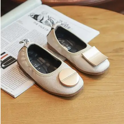 SZ067White Однотонные Детские лоферы; повседневная обувь на плоской подошве для девочек; сезон весна-осень; кожаная обувь для маленьких девочек; мягкая подошва; SZ067 - Цвет: SZ067White