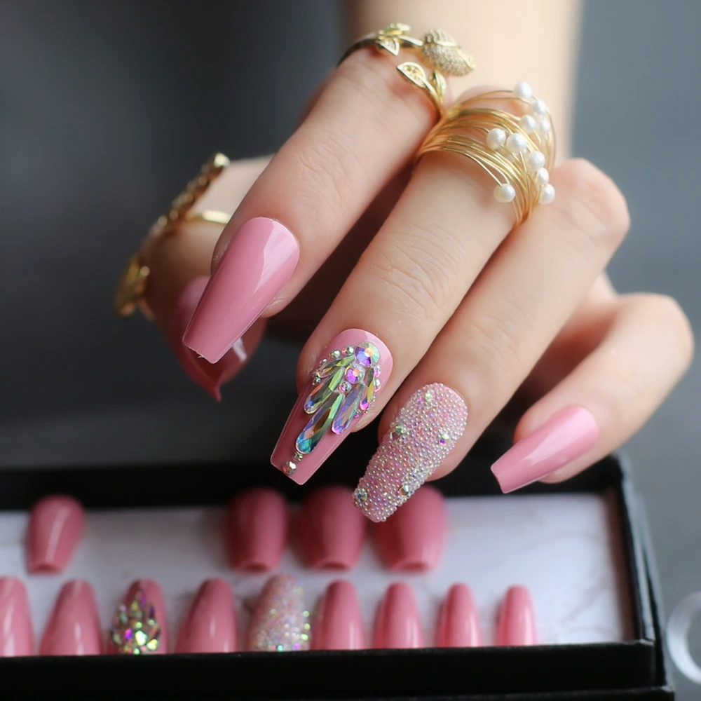 30+ Stunning Coffin Nail Designs For 2023 - The Glossychic