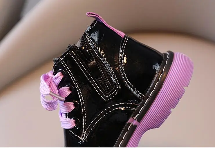 Botas para Crianças Botas para Meninas Couro do Plutônio à Prova Sapatos de Neve Crianças Novas Sapatos Tamanho Martin Dwaterproof Água Inverno Meninos Botas 21-30 16 Cheap Botas