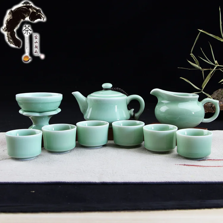 

Wholesale Ceramic Tea Utensil Longquan Celadon Boutique 10 Head Kung Fu Tea Set Whole Set Ceramic Tea Utensil Gift Set