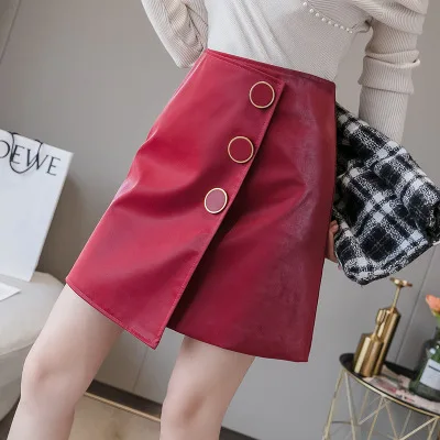 Bella Philosophy/ Осенняя модная однотонная кожаная юбка с высокой талией, короткие асимметричные юбки, мини-юбка высокого качества на пуговицах - Цвет: RED