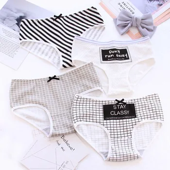 

Women 4 PCS / Pack Cotton Panties Stripe Plaid Letter Cartoon Printed Mid Waist Underwear Briefs Light Color Female Soft Panties