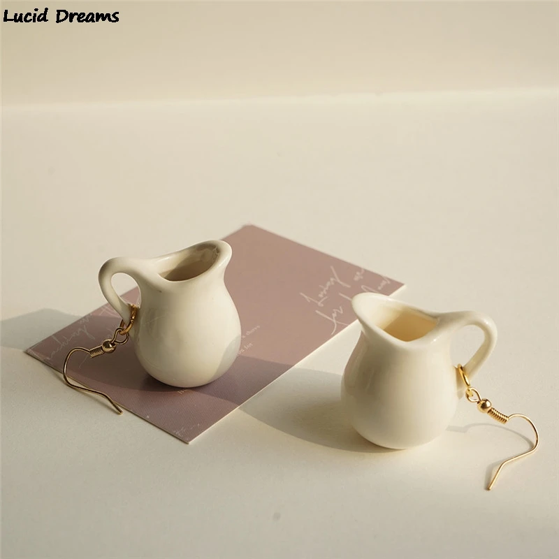

Classic Retro Design White Drop Earrings For Women Ceramics Milk Pottery Pendent Cute French Style Earrings Wedding Jewelry New