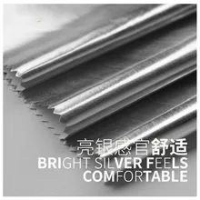 Высокий конец 100 см* 146 см 50D полиэстер яркая Серебряная поверхность Высокая вспышка высокая прочность ветровка ткани для пуховика