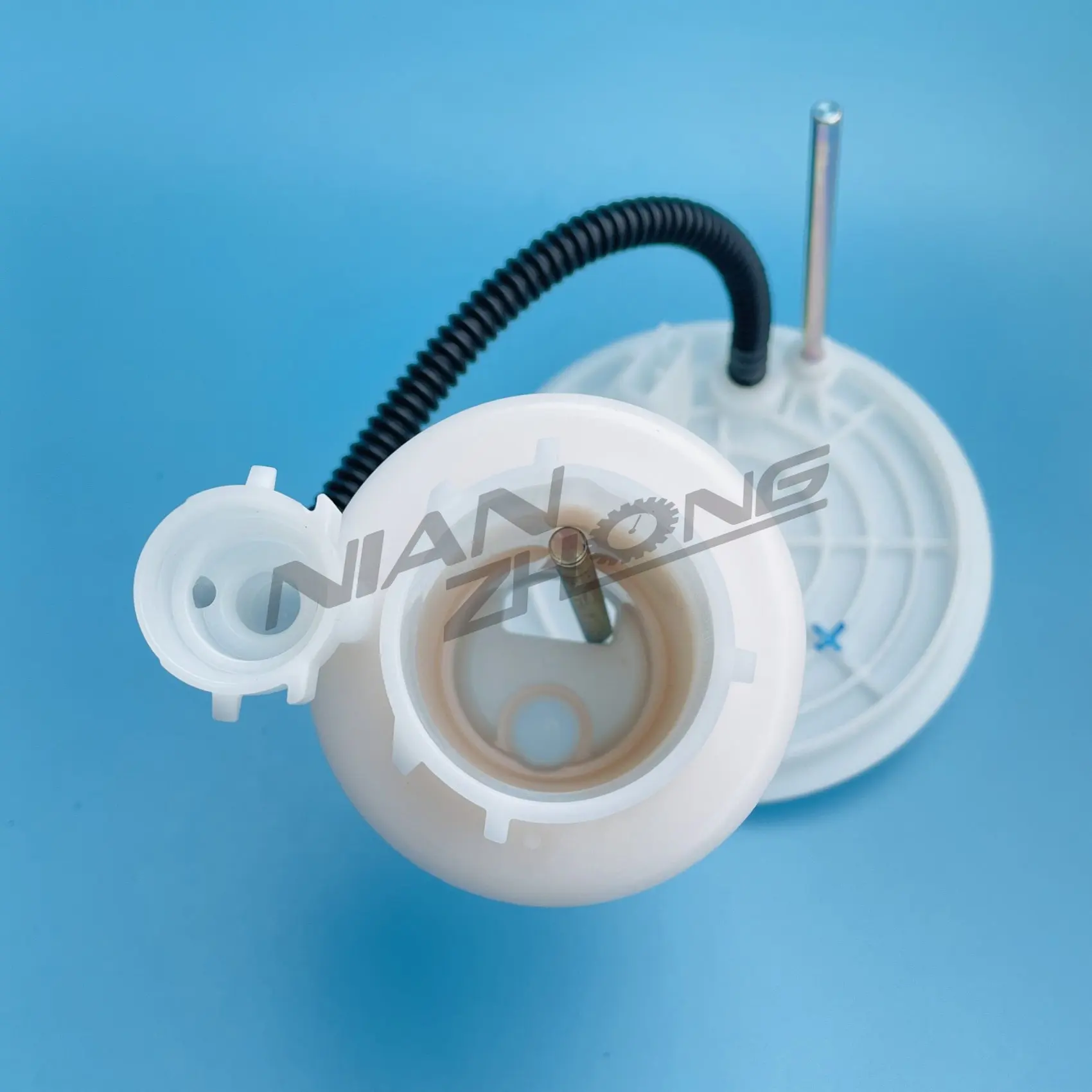 High Quality Fuel Filter 77024-28070 Fits For Toyota NOAH VOXY ZRR80 2014-