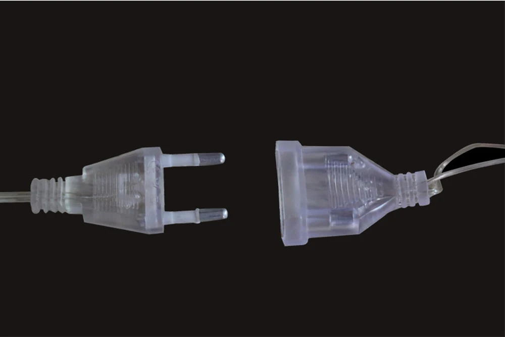 9008943551_695442726