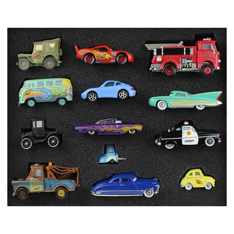 Disney-Pixar-Cars-3-Metal-1-55-Alloy-Car-Model-Toy-Gift-Box-Set-Lightning-McQueen.jpg_.webp_Q90.jpg_.webp_.webp (2)