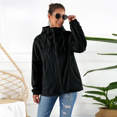 Весенний женский водонепроницаемый плащ, ветровка, короткая куртка, осенняя уличная куртка с капюшоном для дождя, одноцветная куртка, сумка для хранения 888 - Цвет: black