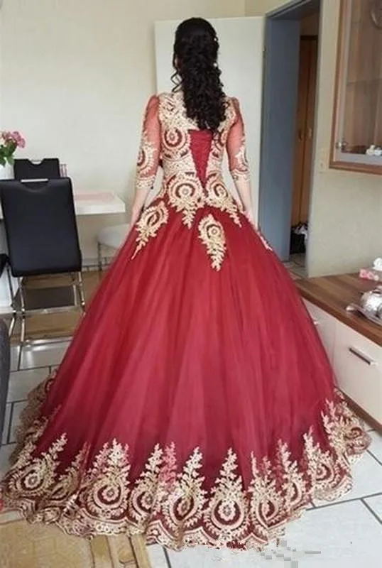 2019-emerald-green-evening-dresses-high-collar