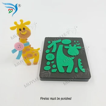

Giraffe baby & Scrapbook cut sky & steel wooden dies Compatible with most machines