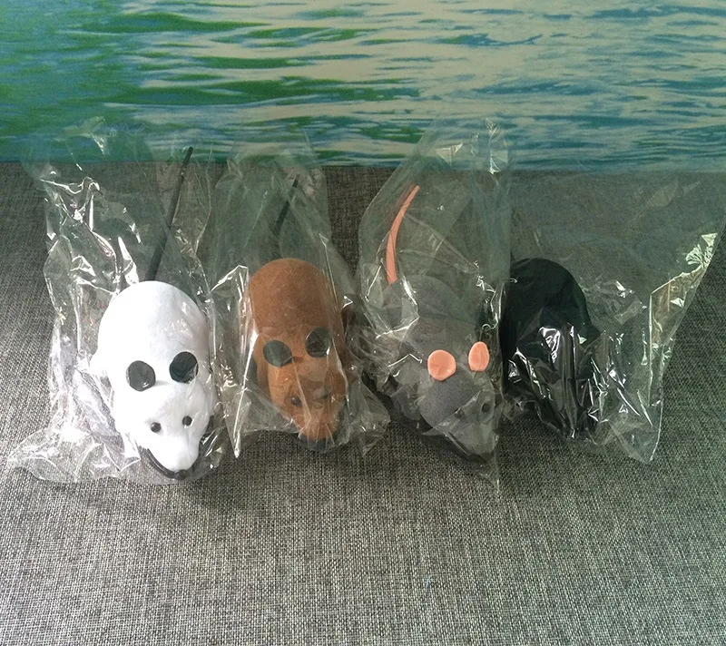 

Electric Model Mouse Plush Pet Toy Cat Toy Mouse Wireless Remote Control Play with Cat Mouse Toy