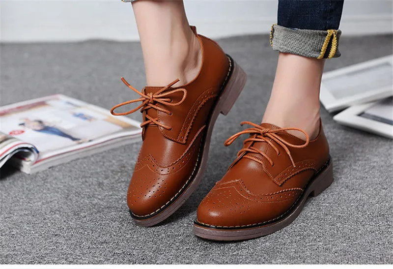 Spring Autumn Lace-Up Soft Leather Women Shoes Oxford Vintage Carved Flat Oxford Shoes For Women Big Size 41 Female Brogue Shoes (21)