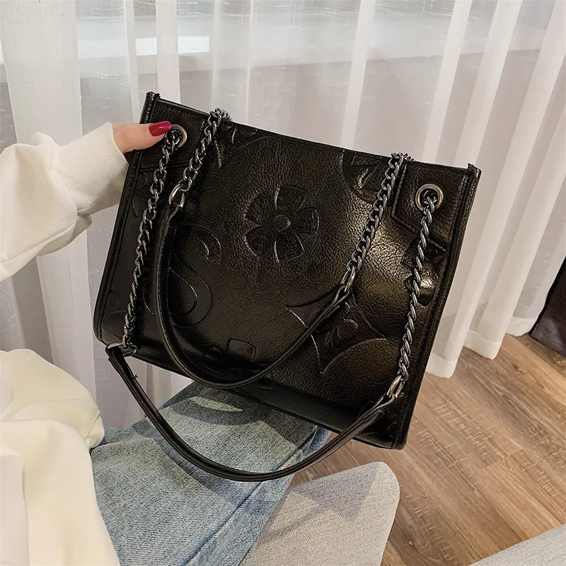 

2020 New Retro Chain Shoulder Bag Fashion Letter Large Capacity Messenger Tote Bag Flower Pattern Crossbody Purse Louie Vuiton