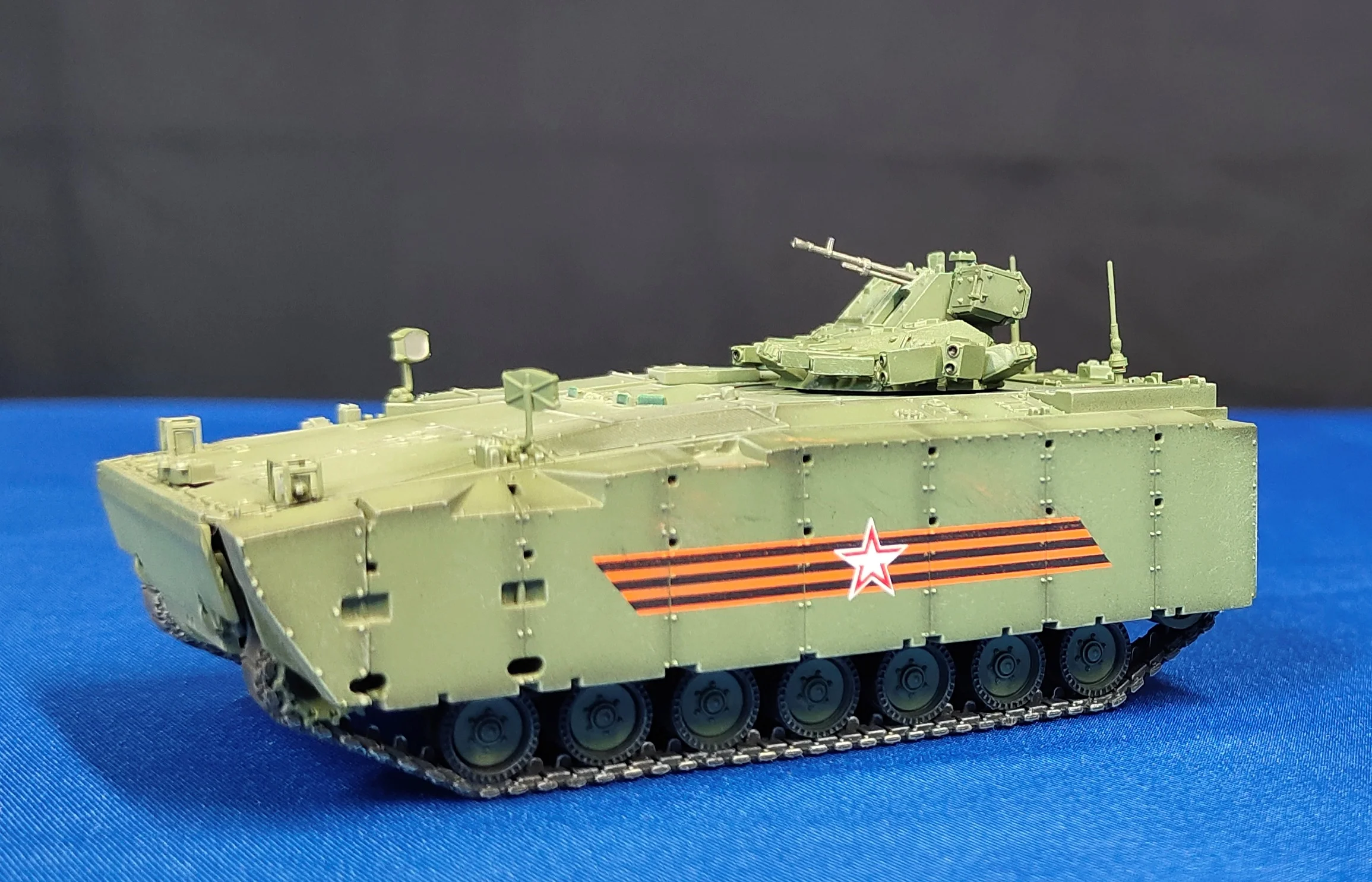 1:72ロシア語-25 ifv歩兵戦闘車装甲タンクモデル完成品 - AliExpress
