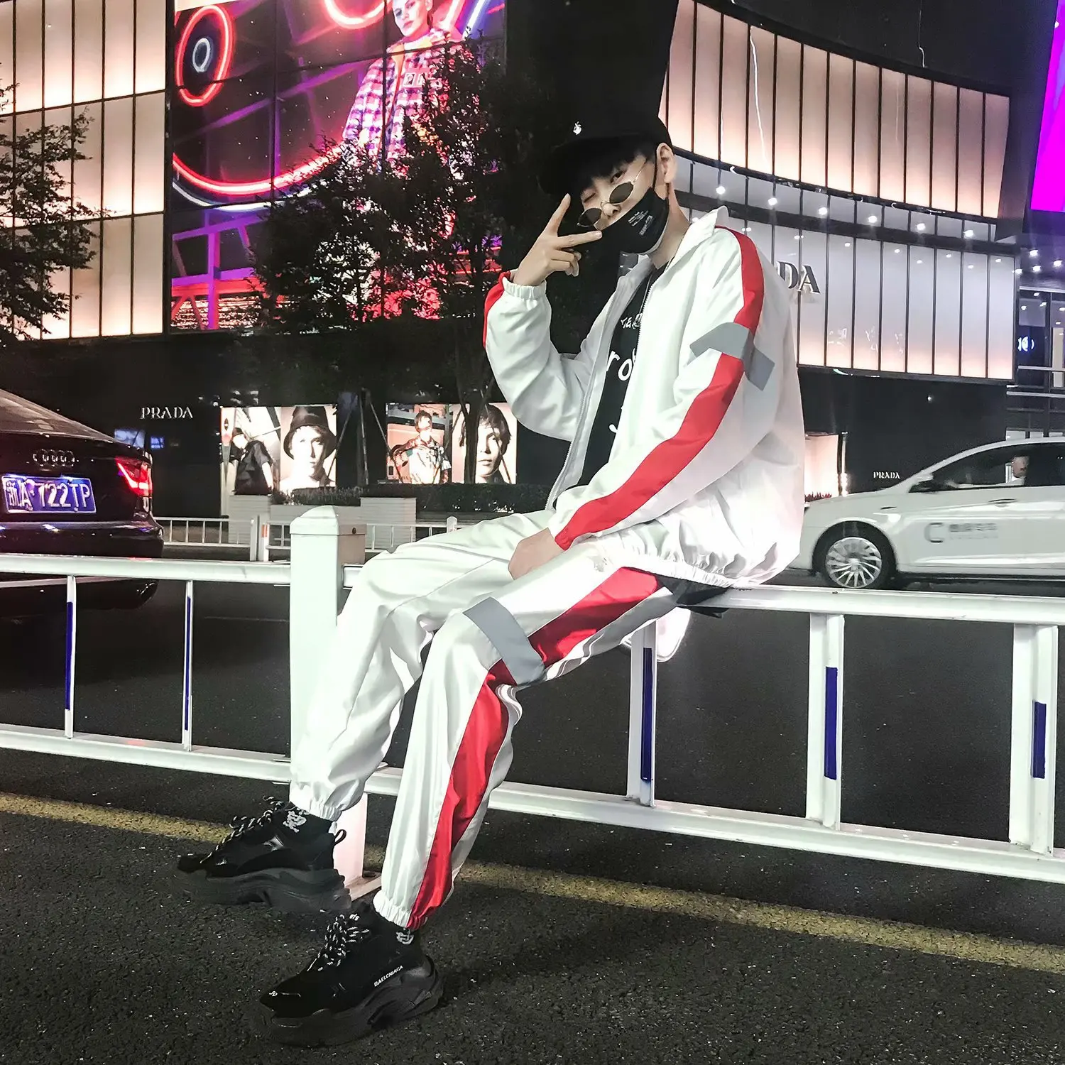 

National Trends Hip Hop Sports Set Men's Autumn Popular Brand Hip Hop Loose Casual Couples Coat INS Jacket Two-Piece Set
