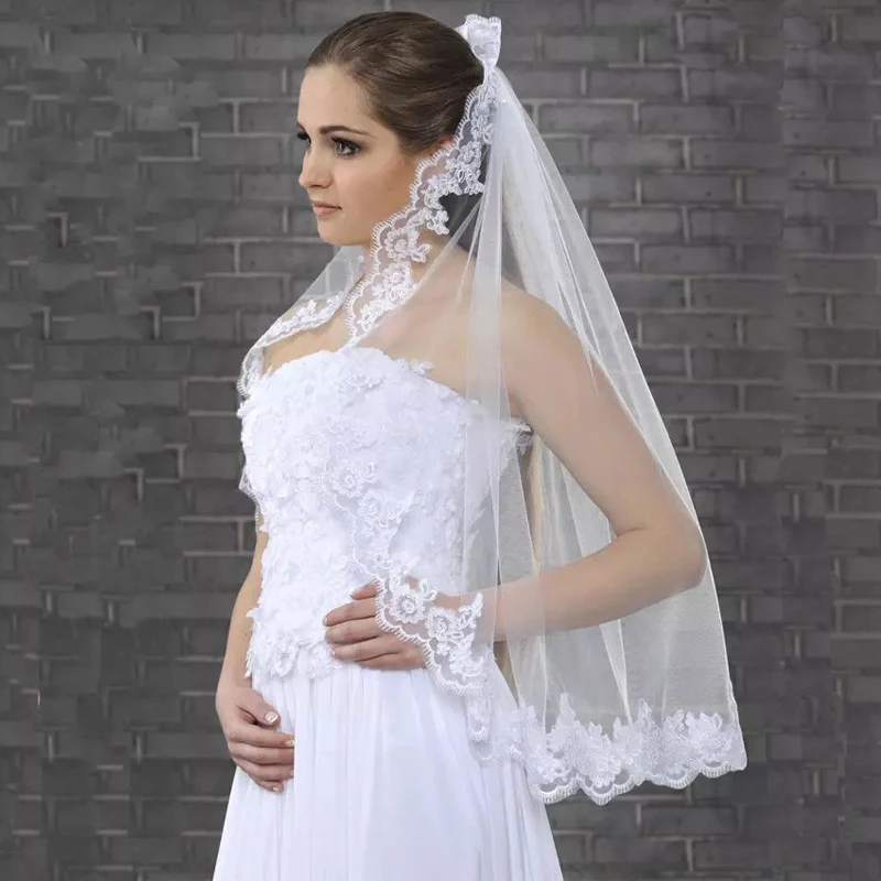

Women Short Bridal Veil Lace Edge One Layer With Comb 2019 Wedding veu de noiva longo