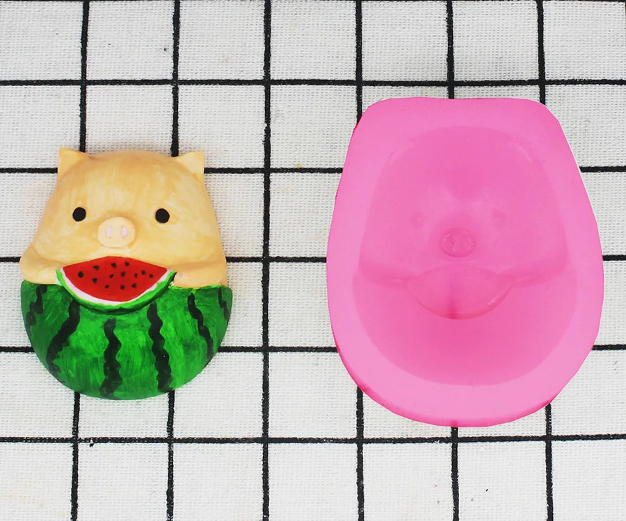 P1086 Watermelon pig aromatherapy gypsum diffused stone outlet clip chocolate mold silicone mould kitchen tool | Дом и сад