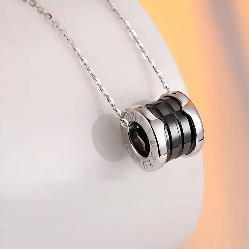 

925 Sterling Women's Necklace Roman Numerals Pendant Non-mainstream Design Choker Black Ceramic MORI Series Slim Waist Online Ce