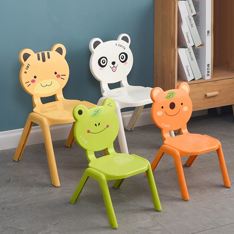 Chaise enfant en plastique thème nounours