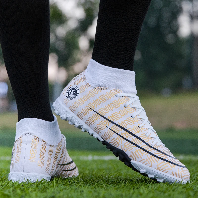 ZHENZU Turf Indoor Men Women Soccer Shoes Kids Boys Cleats Football Boots Sport Sneakers Size Eur size 35-44