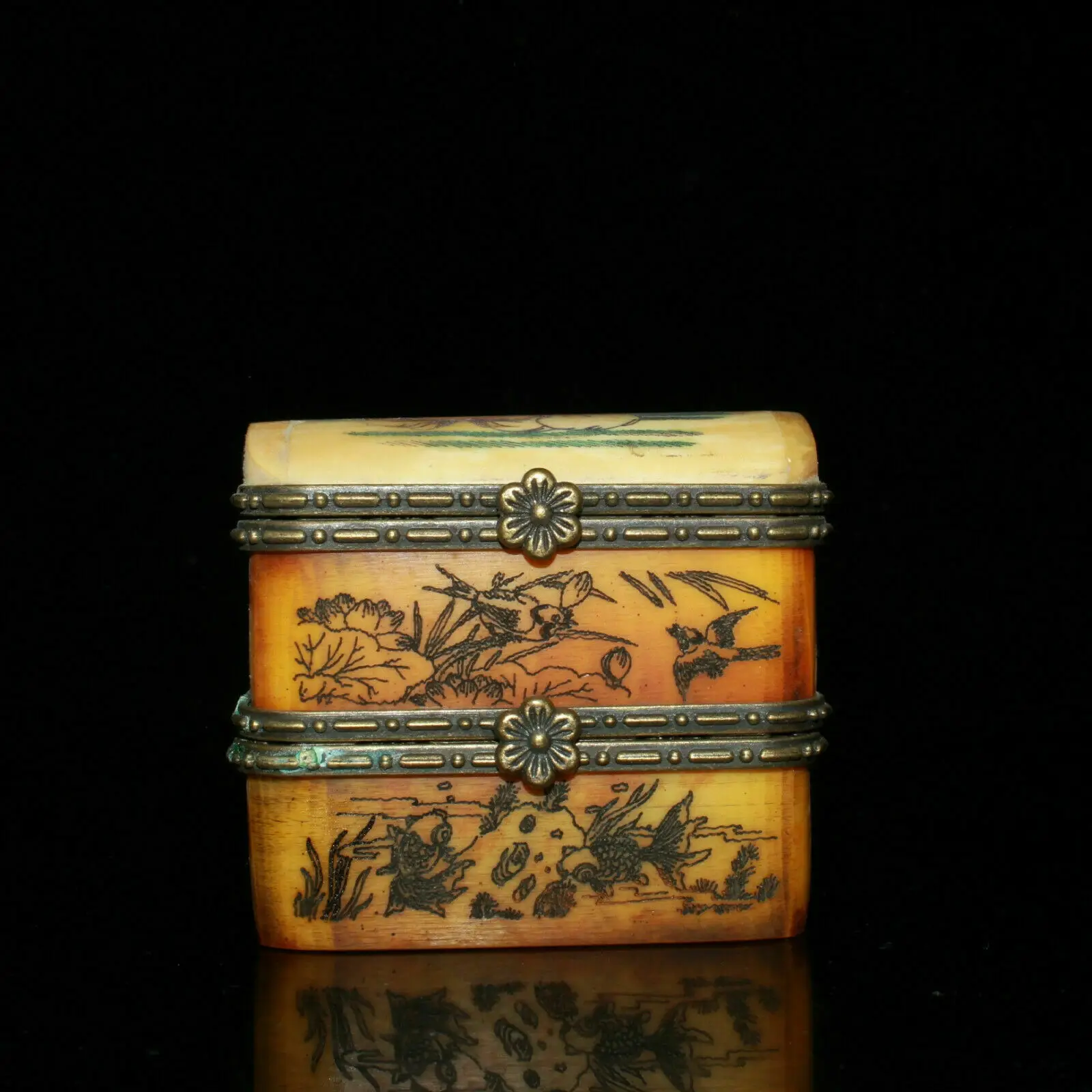 Rare Small Unique Vintage Antique Camel Bone Plum Trinket Jewelry Box 4
