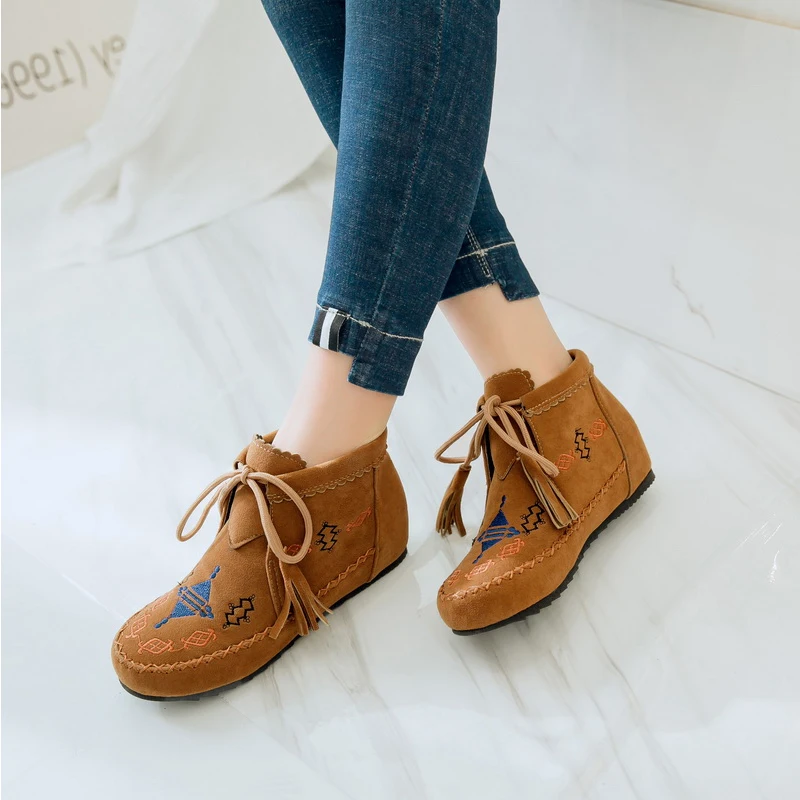 

2017 Large Size 34-43 Ethnic Style Embroidery Lace Up Women Shoes Woman Casual Flat Heel Ankle Boots Winter Fringe