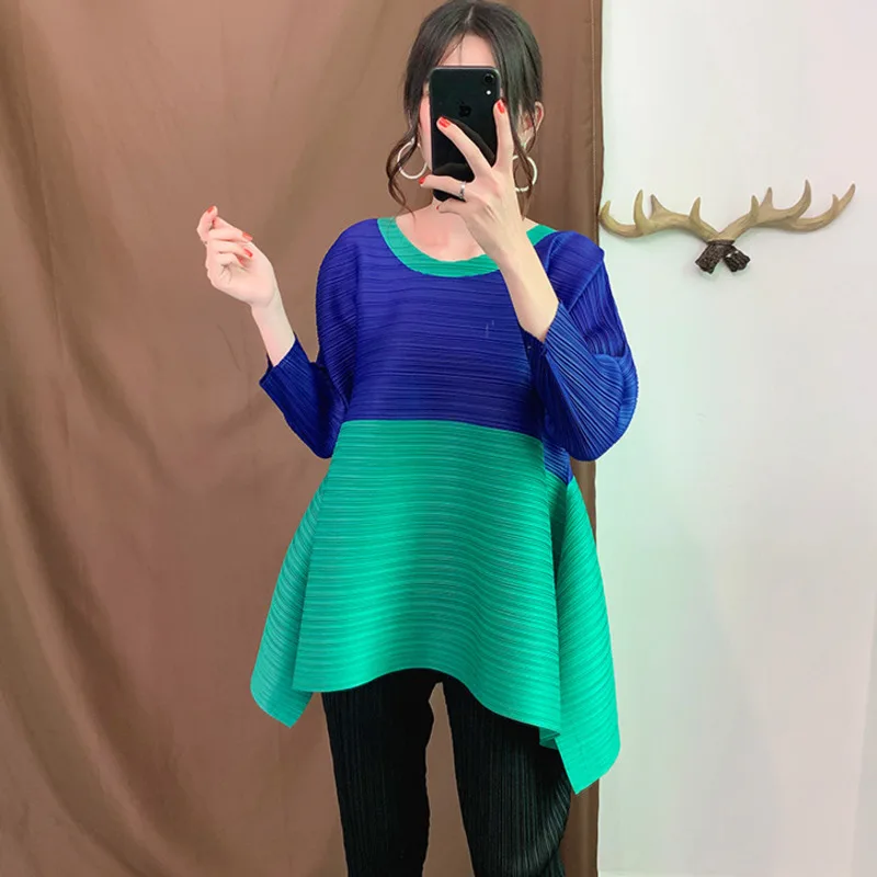 

Autumn And Winter Round Neck Batwing Sleeves Pleated Patchwork Loose Wide Pullover T-shirt Female Contrast Colors Top WJ12012